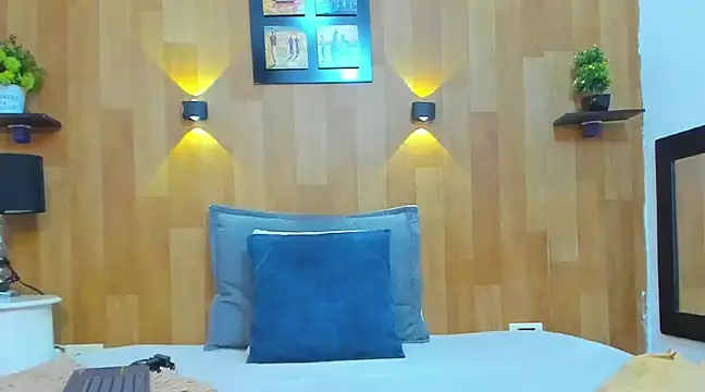 marianaa90 online show from 02.21.25