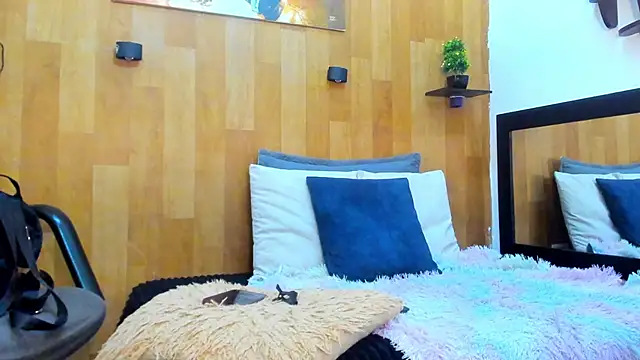 marianaa90 online show from 09.19.25