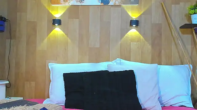 marianaa90 online show from 02.16.26