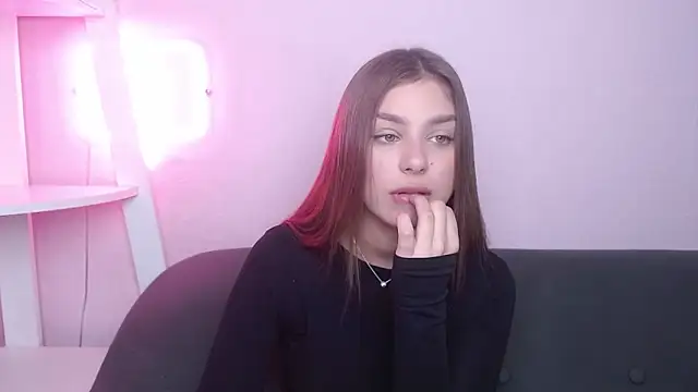 MilanaAngelAs online show from 04.12.26