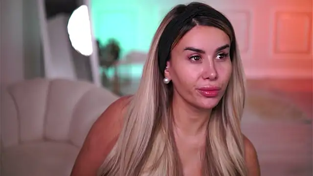 EvaZane online show from 11.29.25