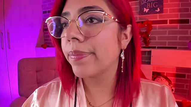 Rousse Collinss online show from 03.07.25