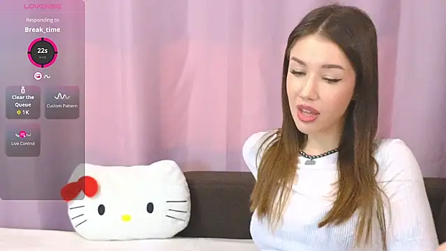 Snapshot of ellie_kramer chatting on 08.09.26 ellie kramer online show from 08.09.26