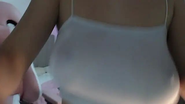 Caribbean beauty  online show from 03.12.25