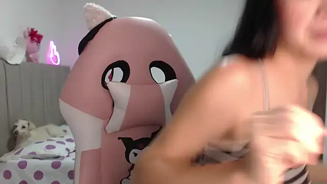 Caribbean beauty  online show from 03.14.25