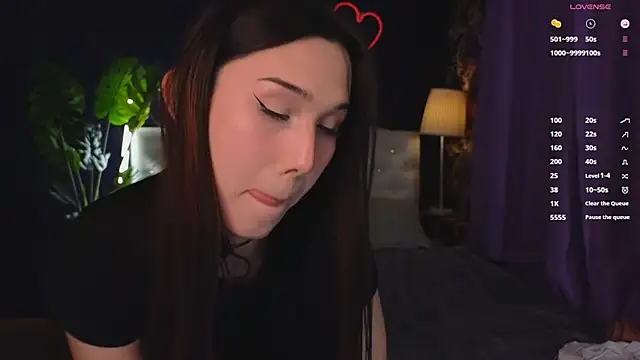 Kaia Sunshine Mia online show from 02.16.25