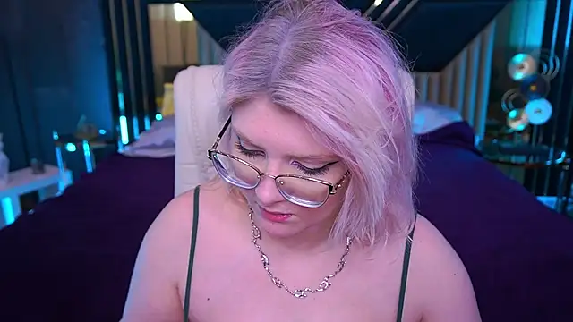 CoolTatis online show from 12.01.25