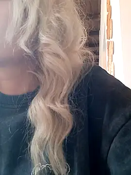 BritneyHudson online show from 11.20.25