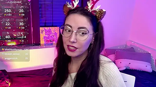 Snapshot of RitaSonnet chatting on 12.22.24 RitaSonnet online show from 12.22.24