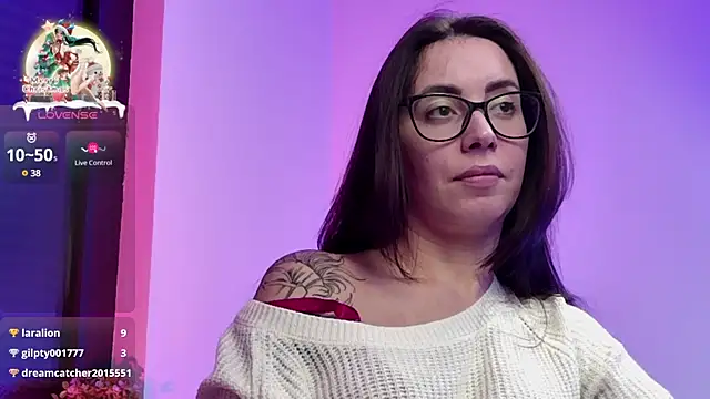 Snapshot of RitaSonnet chatting on 12.29.24 RitaSonnet online show from 12.29.24