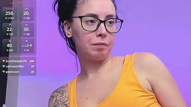 Snapshot of RitaSonnet chatting on 03.12.25 RitaSonnet online show from 03.12.25