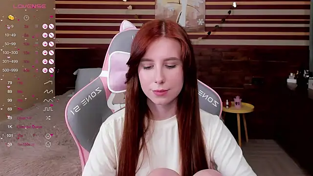 Snapshot of MilanaMua chatting on 02.26.25 MilanaMua online show from 02.26.25