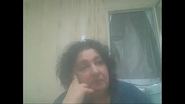 Snapshot of maturekorine chatting on 04.20.26 maturekorine online show from 04.20.26