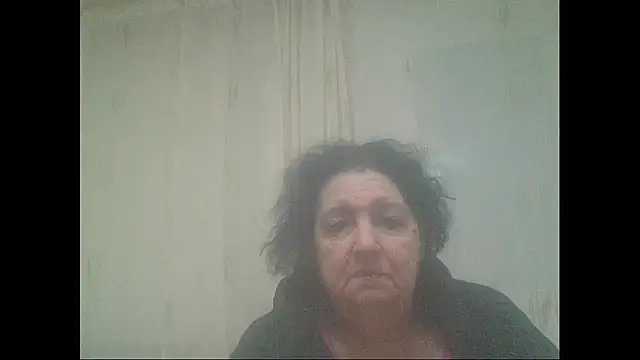 Snapshot of maturekorine chatting on 04.21.26 maturekorine online show from 04.21.26