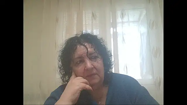 Snapshot of maturekorine chatting on 05.09.26 maturekorine online show from 05.09.26