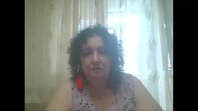 Snapshot of maturekorine chatting on 05.29.26 maturekorine online show from 05.29.26