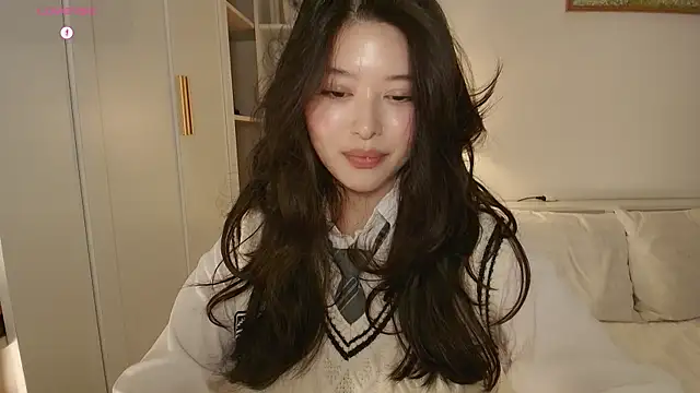 tenderlybaee online show from 12.16.25