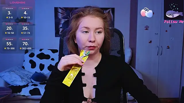 D0nna  online show from 10.17.25