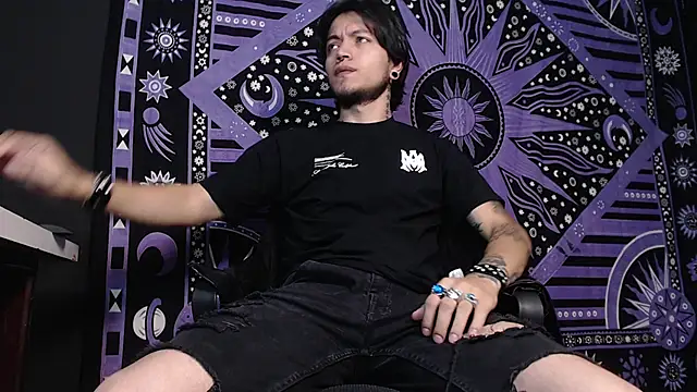 Dicaprioo  online show from 01.30.25