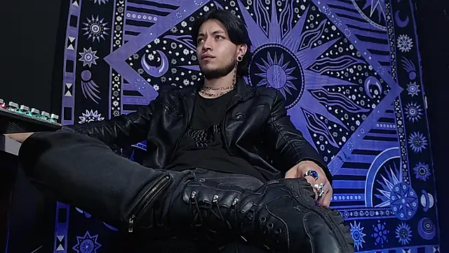 Dicaprioo  online show from 02.11.25