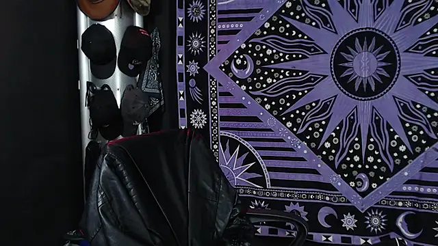 Dicaprioo  online show from 03.06.25