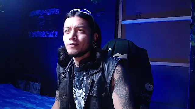 Dicaprioo  online show from 02.02.26