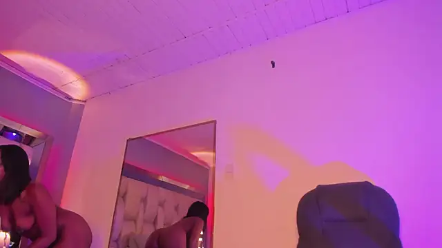 EmilyHaan online show from 01.15.25