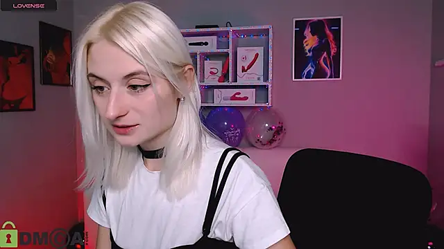 melisa white1 online show from 10.20.25