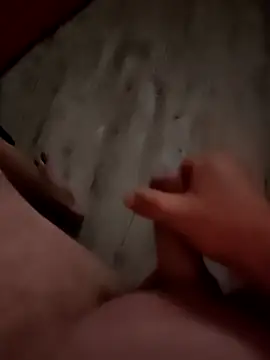 Szeltolo001 online show from 10.27.25