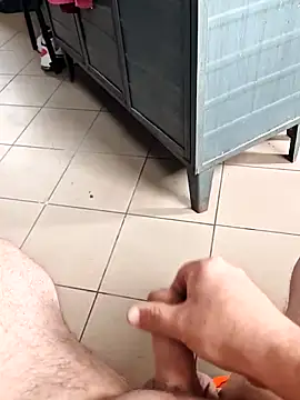 Szeltolo001 online show from 03.23.26