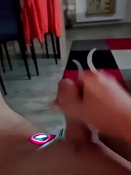 Szeltolo001 online show from 04.03.26