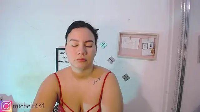 Mia  reys online show from 09.22.25