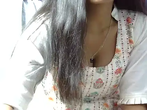 momo lov online show from 01.20.25