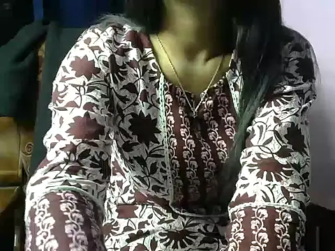 momo lov online show from 01.27.25