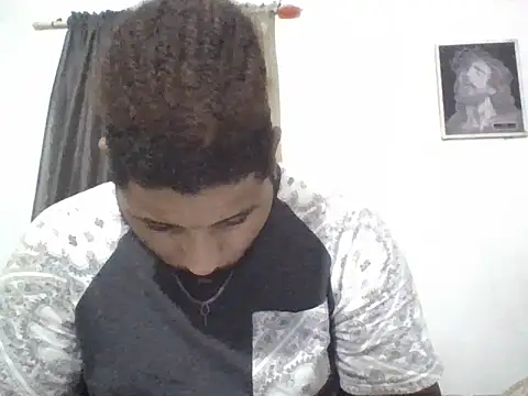 Snapshot of Dj-yefri-pauta chatting on 05.21.26 Dj-yefri-pauta online show from 05.21.26