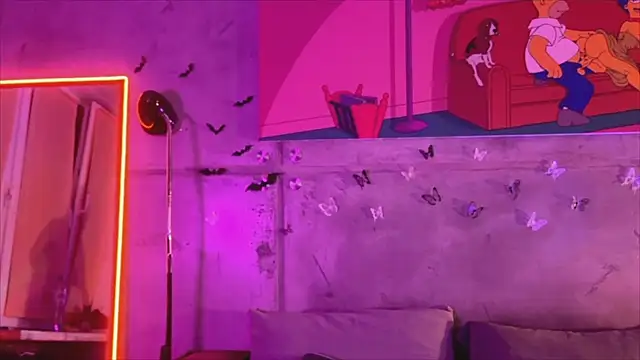 izi-fox online show from 02.14.25