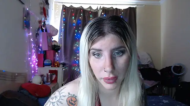 Snapshot of BLACKPeonyy chatting on 09.12.25 BLACKPeonyy online show from 09.12.25