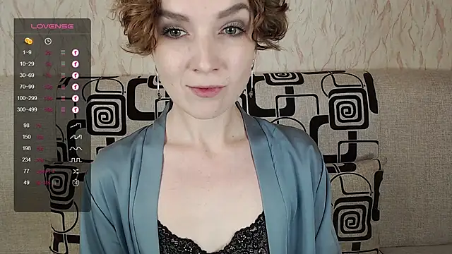 TinaWince online show from 10.04.25