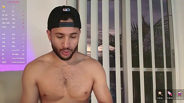 Valentinoford online show from 02.12.25