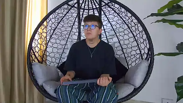 alex noa online show from 10.25.25