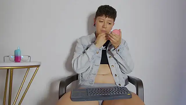 alex noa online show from 11.25.25