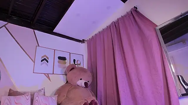 maye wells online show from 01.10.25