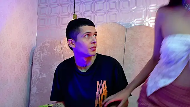 kendalltaylorr online show from 12.03.25