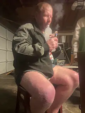 Snapshot of Diaperking916 chatting on 02.12.25 Diaperking916 online show from 02.12.25