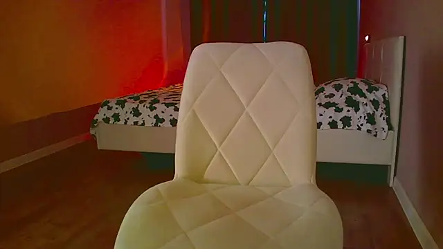 mia raspberrie online show from 02.10.25