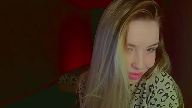 mia raspberrie online show from 03.16.25