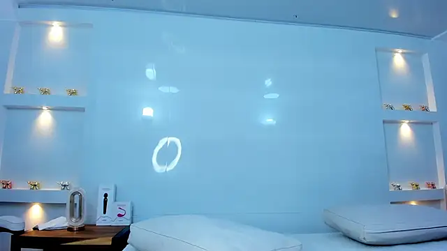 Dalia-Prada online show from 11.14.25