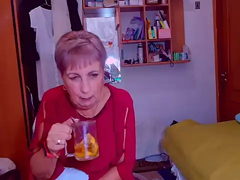 Snapshot of Victoria5643 chatting on 12.05.24 Victoria5643 online show from 12.05.24