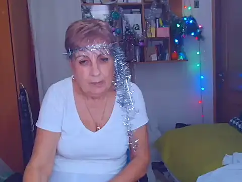 Snapshot of Victoria5643 chatting on 12.31.24 Victoria5643 online show from 12.31.24