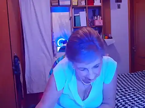 Snapshot of Victoria5643 chatting on 03.17.25 Victoria5643 online show from 03.17.25